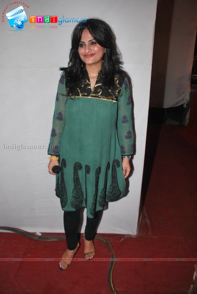 Shaan, Moushmi Chaterjee,Rupa Ganguly at Durga pooja Event hd photo